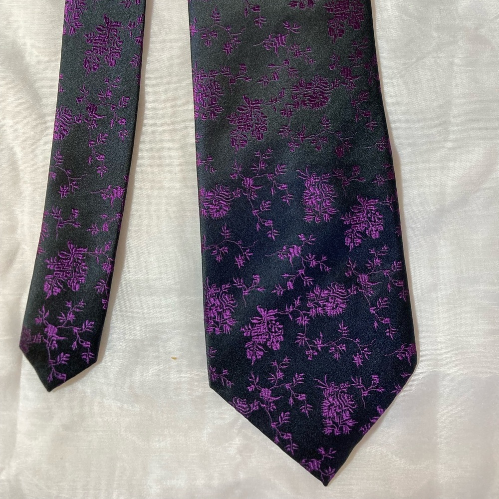 Sean John purple floral silk necktie